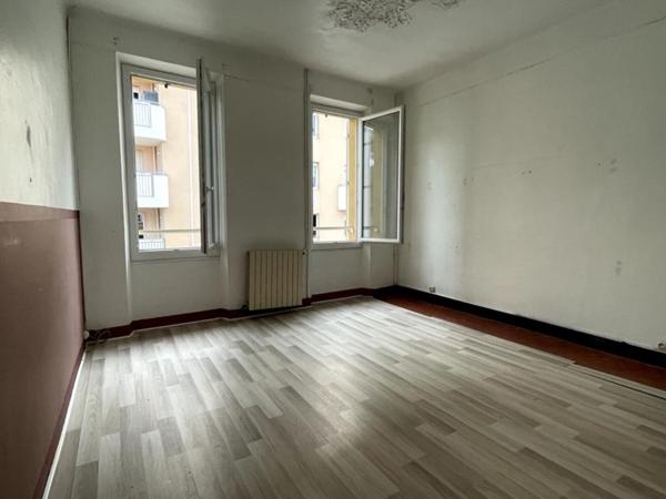 Maison de ville à rénover avec vue mer  - La Seyne-sur-Mer