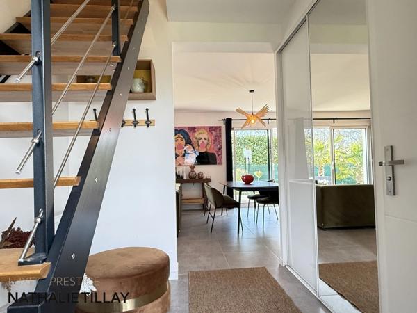 Maison contemporaine a vendre, SAINT DENIS EN VAL, 4 chambres , beau jardin