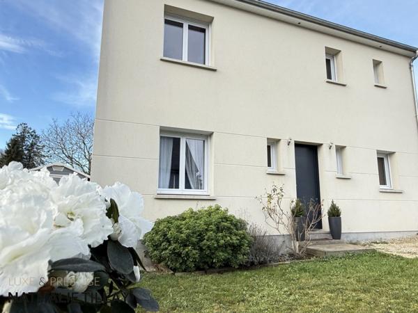 Maison contemporaine a vendre, SAINT DENIS EN VAL, 4 chambres , beau jardin