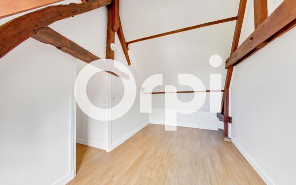 Appartement à vendre    4 pièces • 66,34 m2 Senlis
