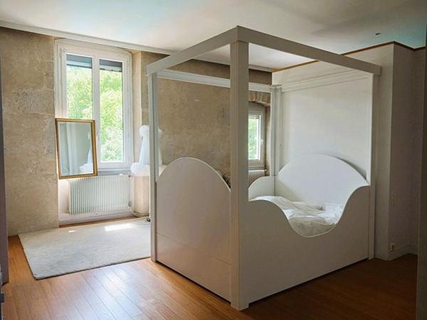 Maison Macornay 6 pièce(s) 184 m2