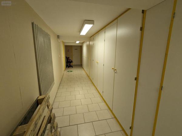 Bureaux à vendre à Saint-Pol-sur-Ternoise dans le Pas-de-Calais (62130), ref : 2260