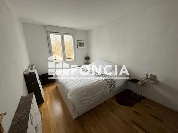 Location Appartement 4 pièces 76.51 m² - 6 RUE DE L'ECOLE Evry 91000