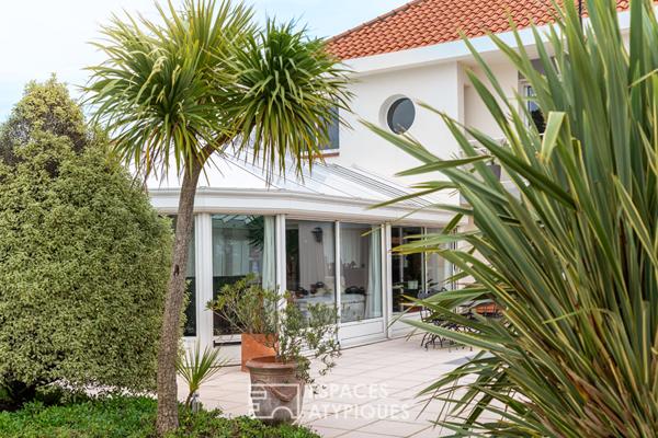 Propriété d’exception avec maison d’invités, piscine et jardin paysager