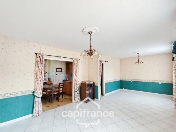 Maison à vendre 4 pièces BESSE SUR BRAYE (72)