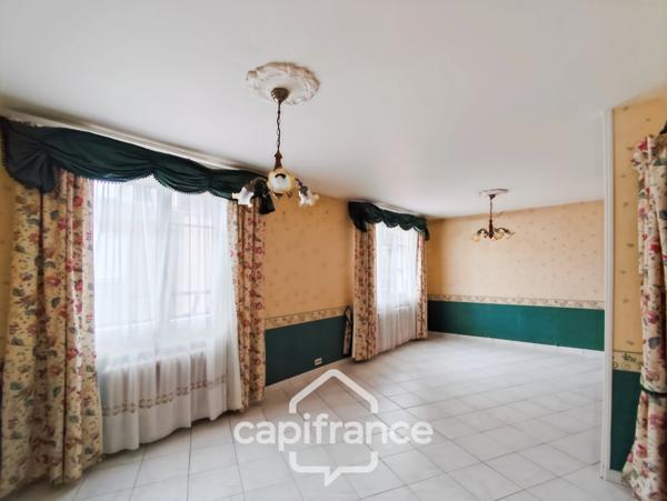 Maison à vendre 4 pièces BESSE SUR BRAYE (72)