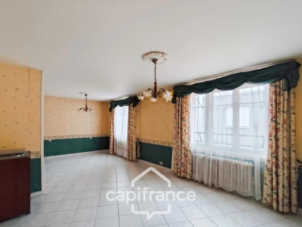 Maison à vendre 4 pièces BESSE SUR BRAYE (72)