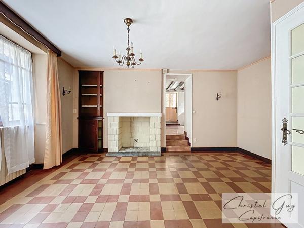 Montval-sur-Loir (72500), maison de charme à vendre 3 chambres, coeur de ville