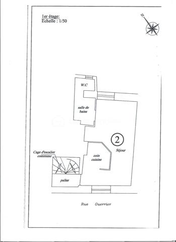Dans un petit immeuble de charme , à deux pas du port , du pont Colbert  et des commerces.
QUARTIER AUTHENTIQUE
Dans une Petite copropriété de 3 appartements.
STUDIO 1 étage d'une surface de 22,70 m2 comprenant séjour coin cuisine , salle de douche et wc
chauffage individuel électrique.
faible charge.
parking gratuit.

Idéal pied à terre ou première achat.