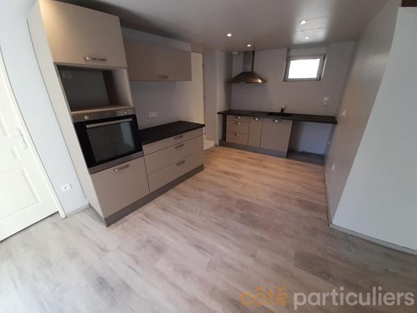 Location Maison107 m² - 5 Pièces - CALMONT (12450)