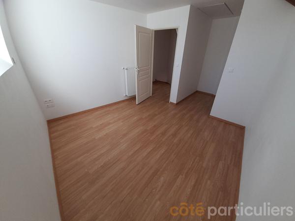 Location Maison107 m² - 5 Pièces - CALMONT (12450)