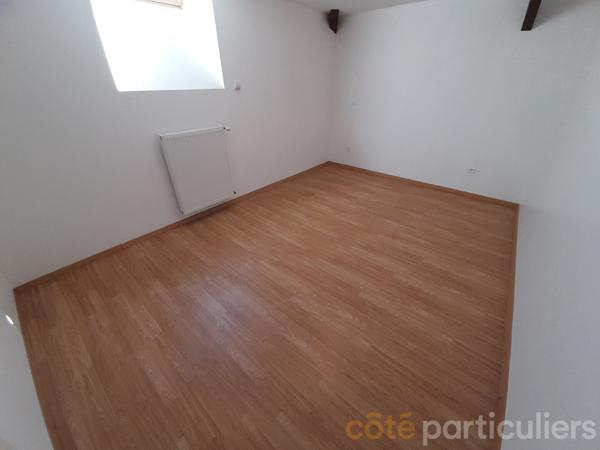 Location Maison107 m² - 5 Pièces - CALMONT (12450)