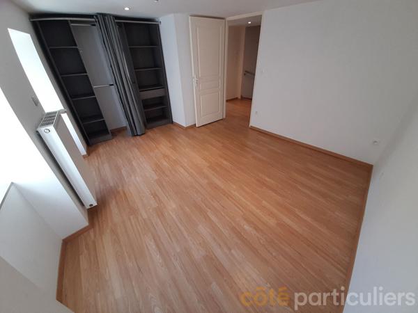 Location Maison107 m² - 5 Pièces - CALMONT (12450)