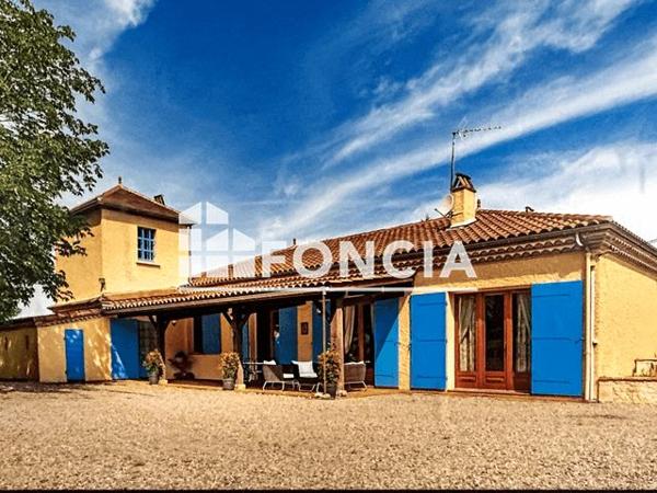 À vendre Maison 6 pièces 160.9 m² - Sainte-livrade-sur-lot 47110