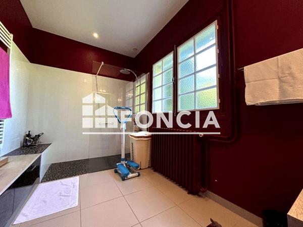 À vendre Maison 6 pièces 160.9 m² - Sainte-livrade-sur-lot 47110