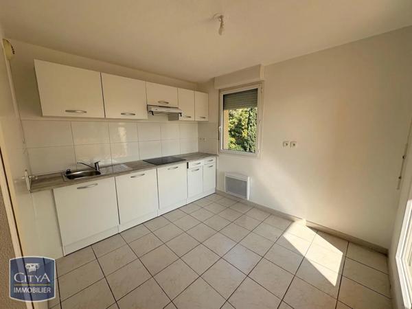 Appartement à louer 4 pièces 76.97m²