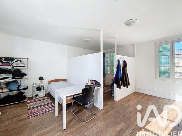 Maison à vendre 10 pièces 244 m² Bézu-Saint-Éloi
