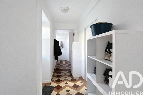 Maison à vendre 10 pièces 244 m² Bézu-Saint-Éloi