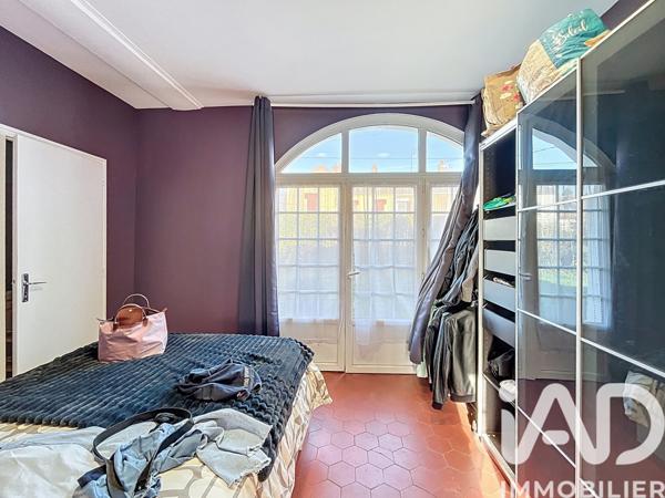 Maison à vendre 10 pièces 244 m² Bézu-Saint-Éloi