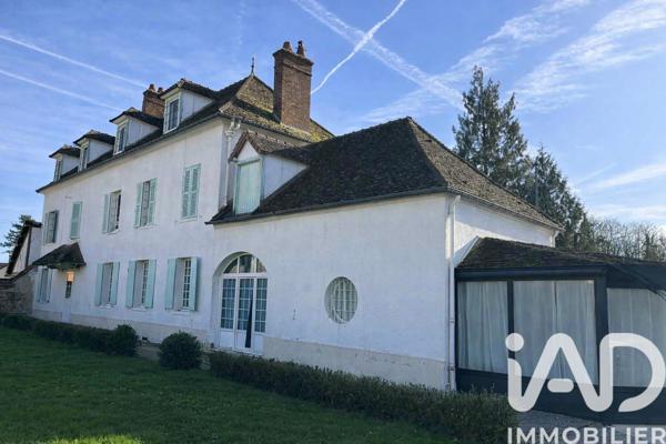 Maison à vendre 10 pièces 244 m² Bézu-Saint-Éloi