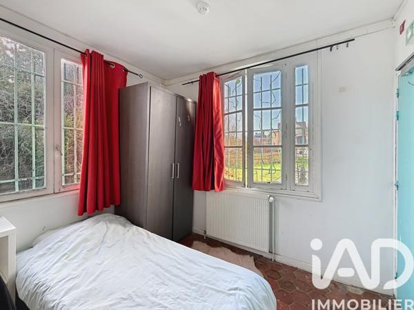 Maison à vendre 10 pièces 244 m² Bézu-Saint-Éloi