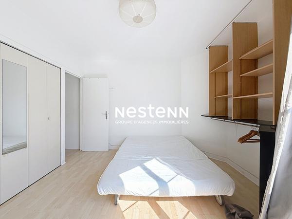 SOUS OFFRE - studio lumineux 17 m² rue Lemercier Batignolles Paris 17ème, idéal investisseur ou premier achat