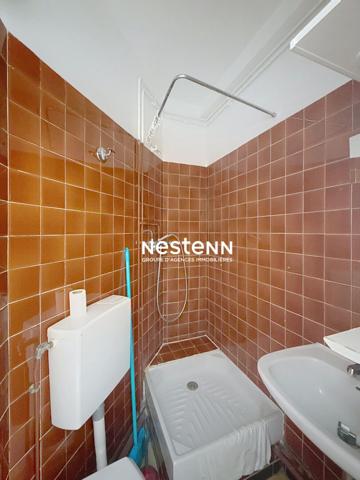 SOUS OFFRE - studio lumineux 17 m² rue Lemercier Batignolles Paris 17ème, idéal investisseur ou premier achat