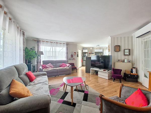 Vente maison La Roche Sur Yon : 285 000 € - AJP Immobilier La Roche-sur-Yon