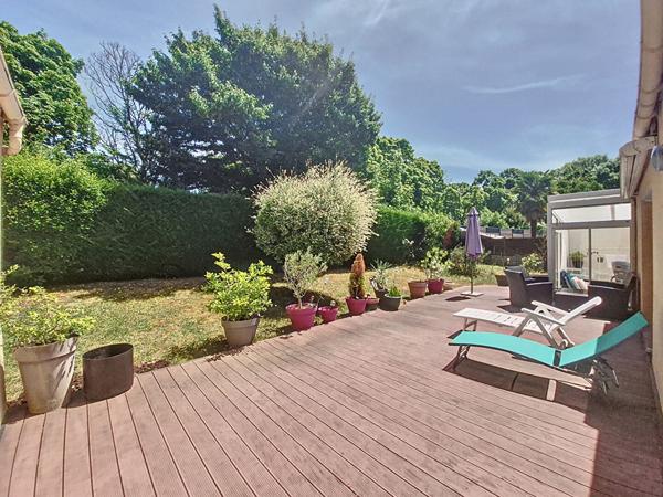 Vente maison La Roche Sur Yon : 285 000 € - AJP Immobilier La Roche-sur-Yon