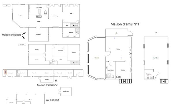 Propriété composée de 3 maisons, Illiers-l'Évêque (27770), maisons d'environ 208 m², 85 m², 66 m², piscine chauffée, dépendances, car port, terrain de 11 100 m². Prix HAI 499 550