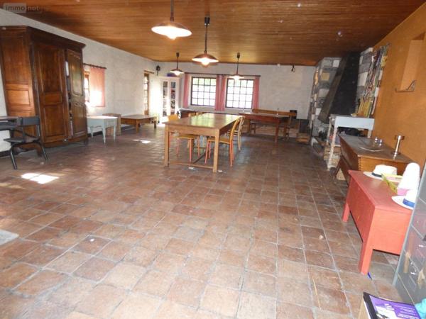 Maison de maître à vendre à Aulnat dans le Puy-de-Dôme (63510), ref : 13352/295