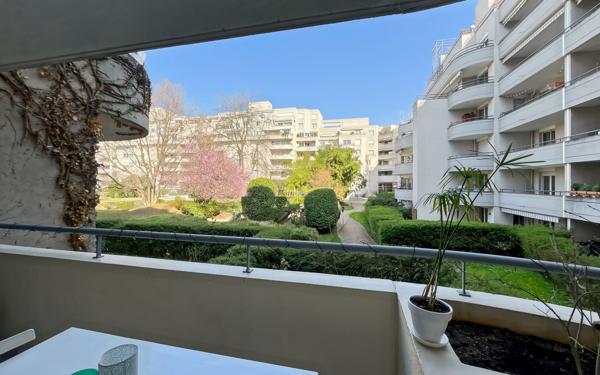 Appartement à vendre    4 pièces • 88,50 m2 Lyon 3