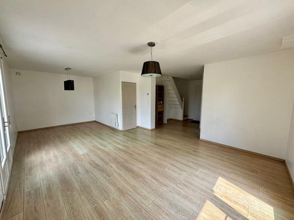 À vendre maison individuelle T4 de 2012 à AMBON, plages à pied