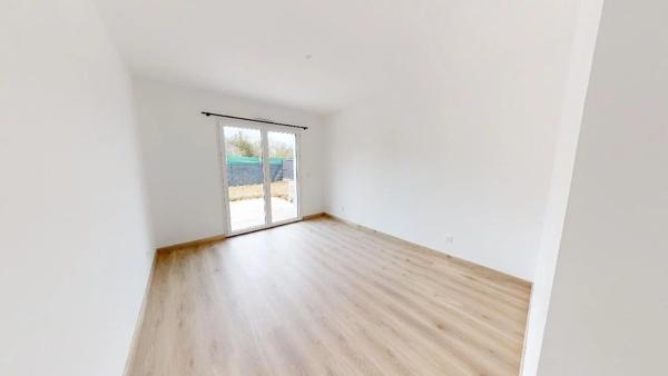 Location                                                      Maison
                        
                     5 pièces                      108 m2                     à Champhol