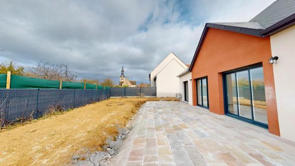 Location                                                      Maison
                        
                     5 pièces                      108 m2                     à Champhol