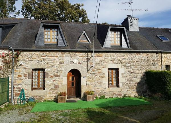 Maison à vendre    3 pièces •  Bourbriac