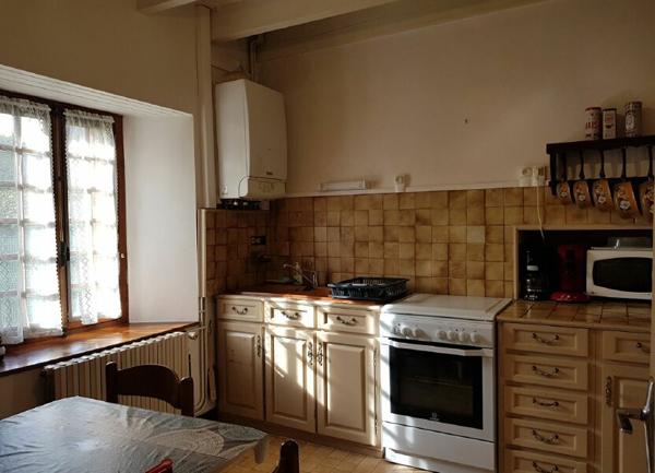 Maison à vendre    3 pièces •  Bourbriac