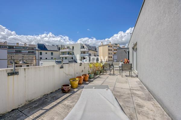 T3 avec terrasse + parking couvert