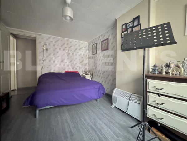 Maison de ville avec garage et extérieur – Secteur calme à Roubaix