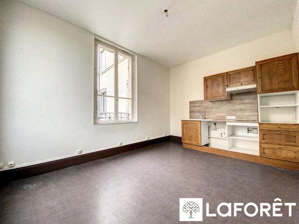 Location appartement près de Châlons-en-Champagne - 2 pièce(s) - 54 m² - 475 € par mois