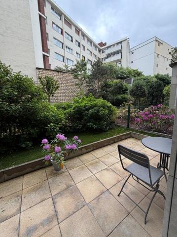 Appartement à vendre 350 000 € Paris 15 1 pièce 31 m² DPE