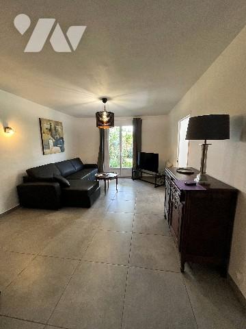 Avignon, maison située sur un terrain clos et arboré  de 590 m²