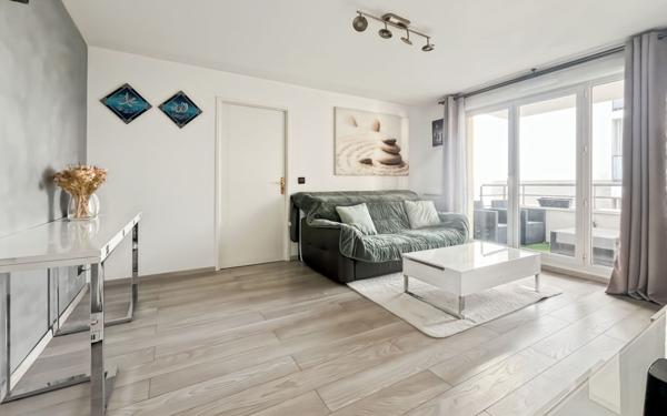 Appartement à vendre    2 pièces • 41,10 m2 Cergy