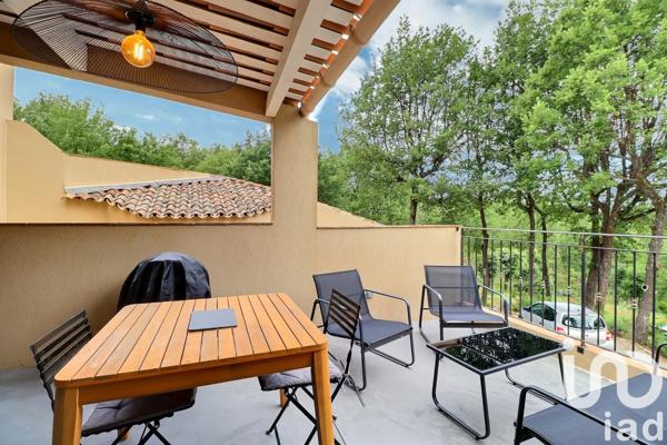 Location appartement 2 pièces 45 m² Trets