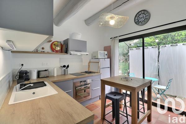 Location appartement 2 pièces 45 m² Trets