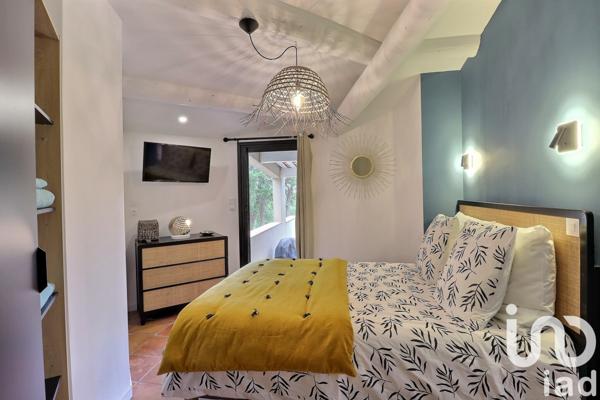 Location appartement 2 pièces 45 m² Trets