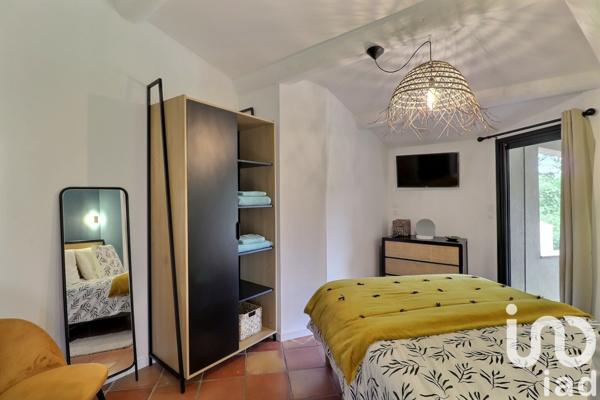 Location appartement 2 pièces 45 m² Trets