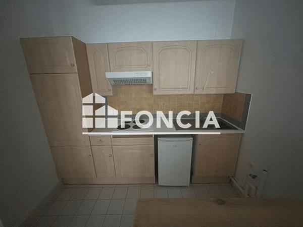 Location Studio 28.77 m² - 2 RUE A LA FARINE Saint-germain-en-laye 78100