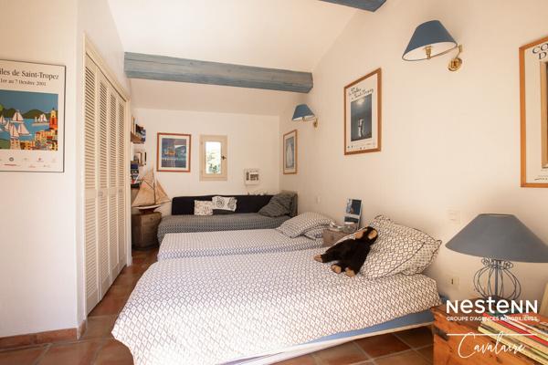 Saint-Tropez - Villa provençale de prestige à 150 m de la plage - Vente en viager occupé (sans rente)