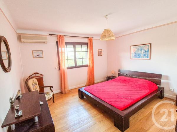 maison à vendre  7 pièces - 200 m2 CAVALAIRE SUR MER - 83